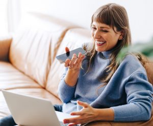 woman taking a shared ownership affordability assessment on the phone